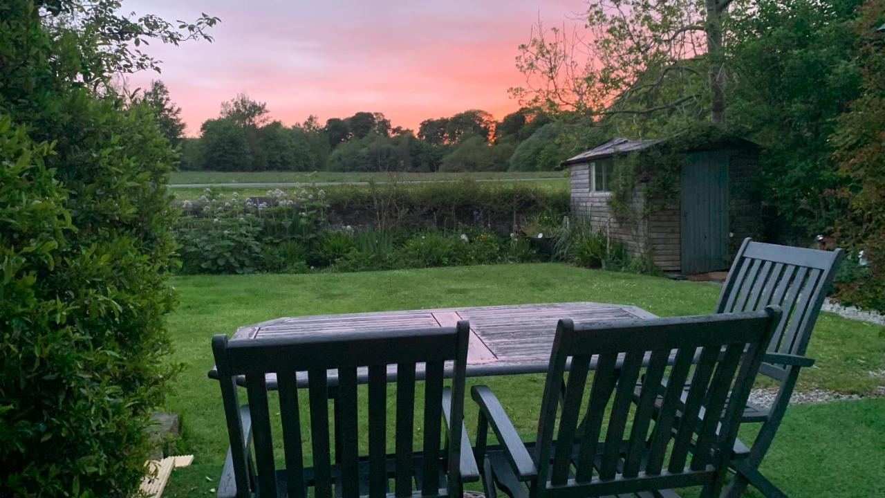 Spacious With Spectacular Views And Private Garden Villa Buxton  Luaran gambar